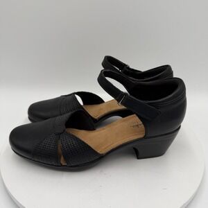 Clarks Collection Emily Rae Black Leather Ankle Strap Pumps Women's Size 8